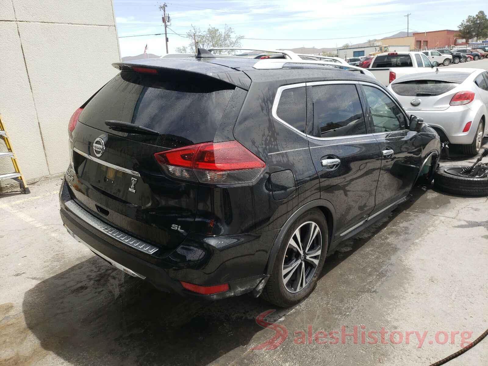 JN8AT2MT0JW452125 2018 NISSAN ROGUE