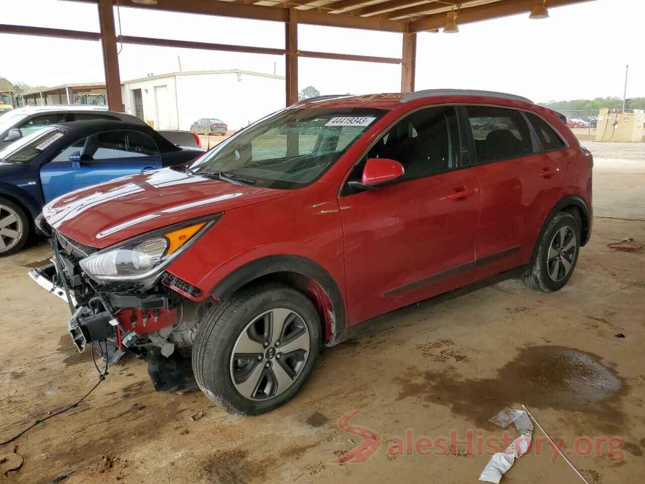 KNDCB3LC6J5153906 2018 KIA NIRO