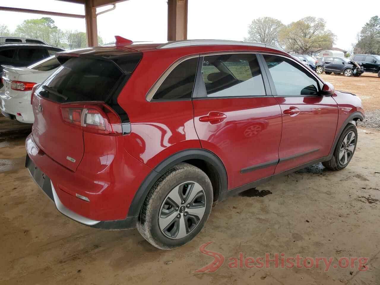 KNDCB3LC6J5153906 2018 KIA NIRO