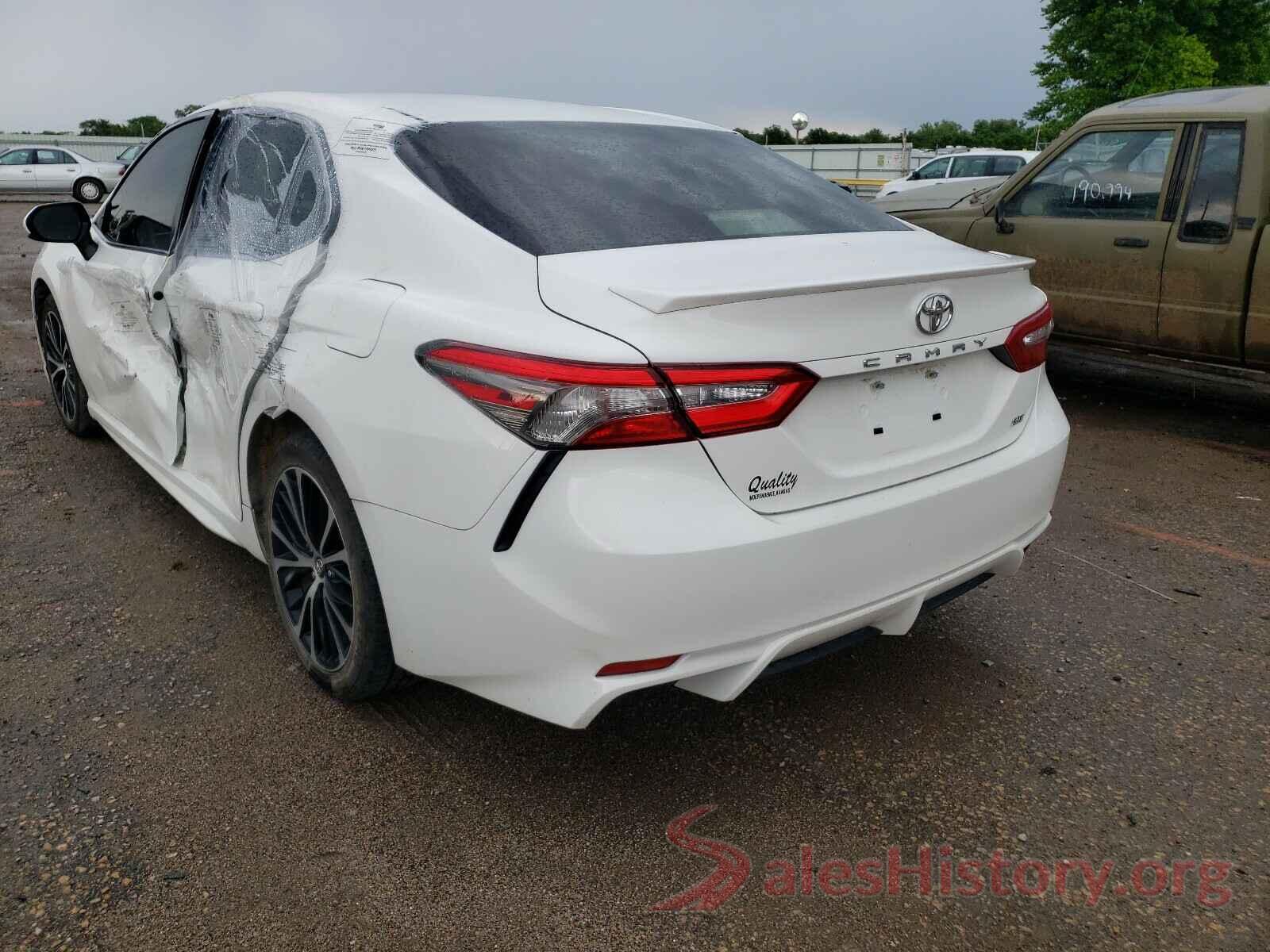 JTNB11HK5J3005062 2018 TOYOTA CAMRY