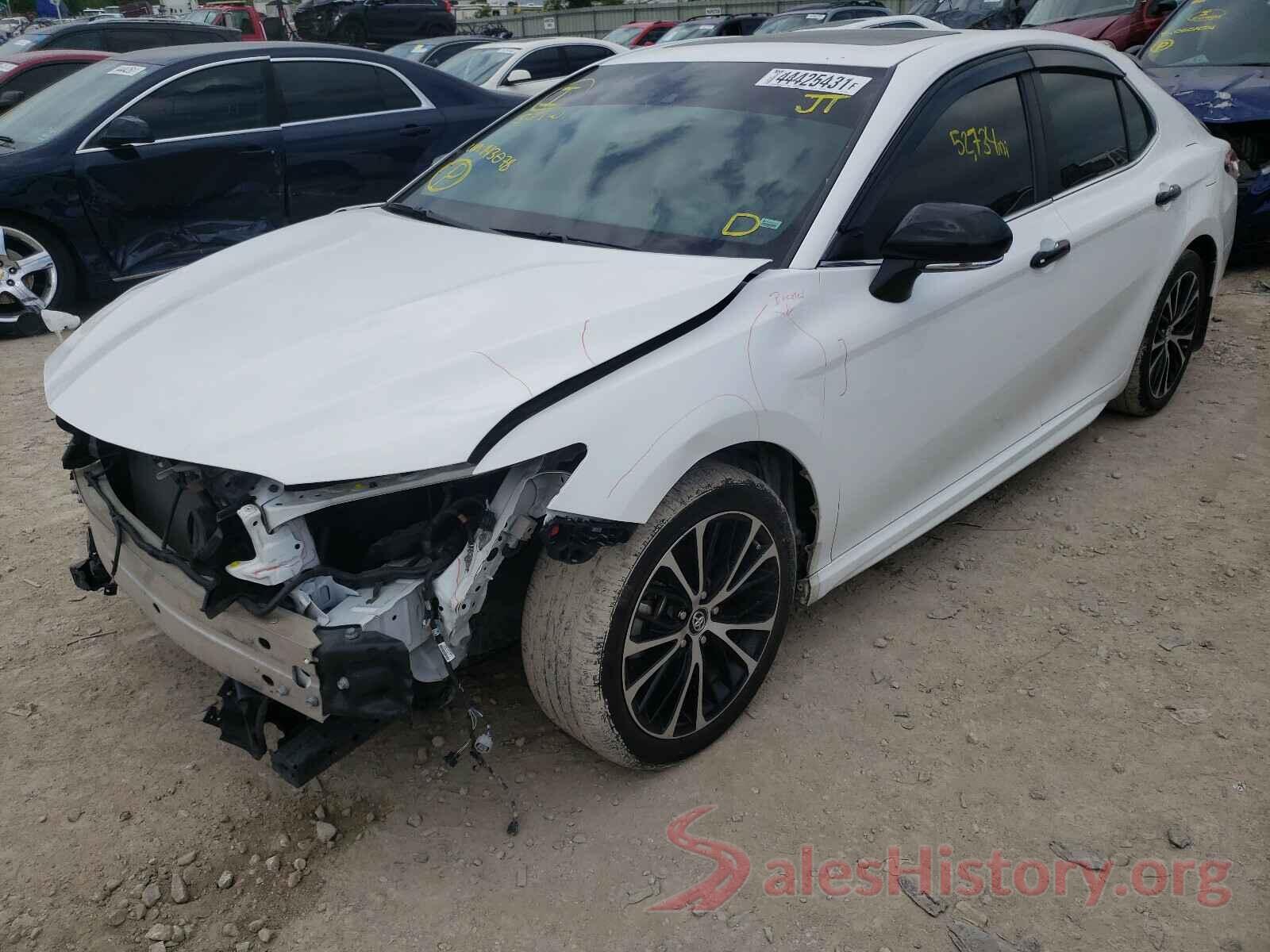 4T1B11HK5JU143078 2018 TOYOTA CAMRY