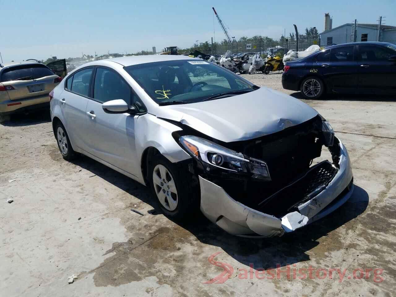 3KPFK4A7XHE077274 2017 KIA FORTE