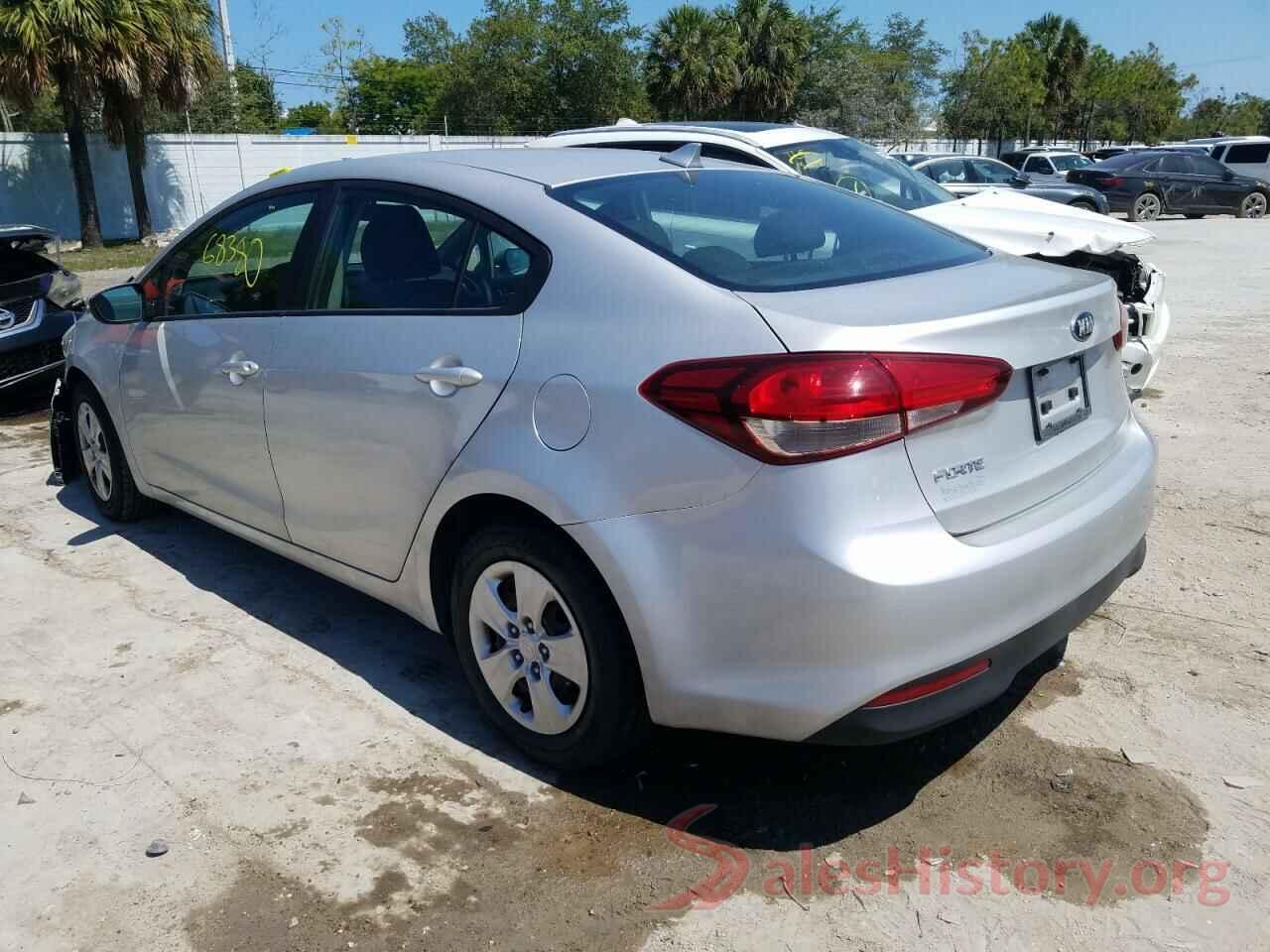 3KPFK4A7XHE077274 2017 KIA FORTE