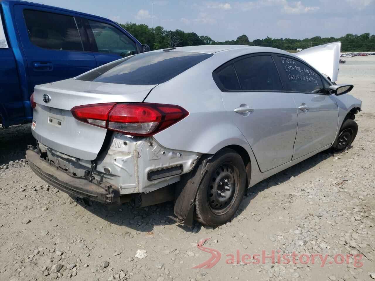 3KPFK4A7XHE040726 2017 KIA FORTE