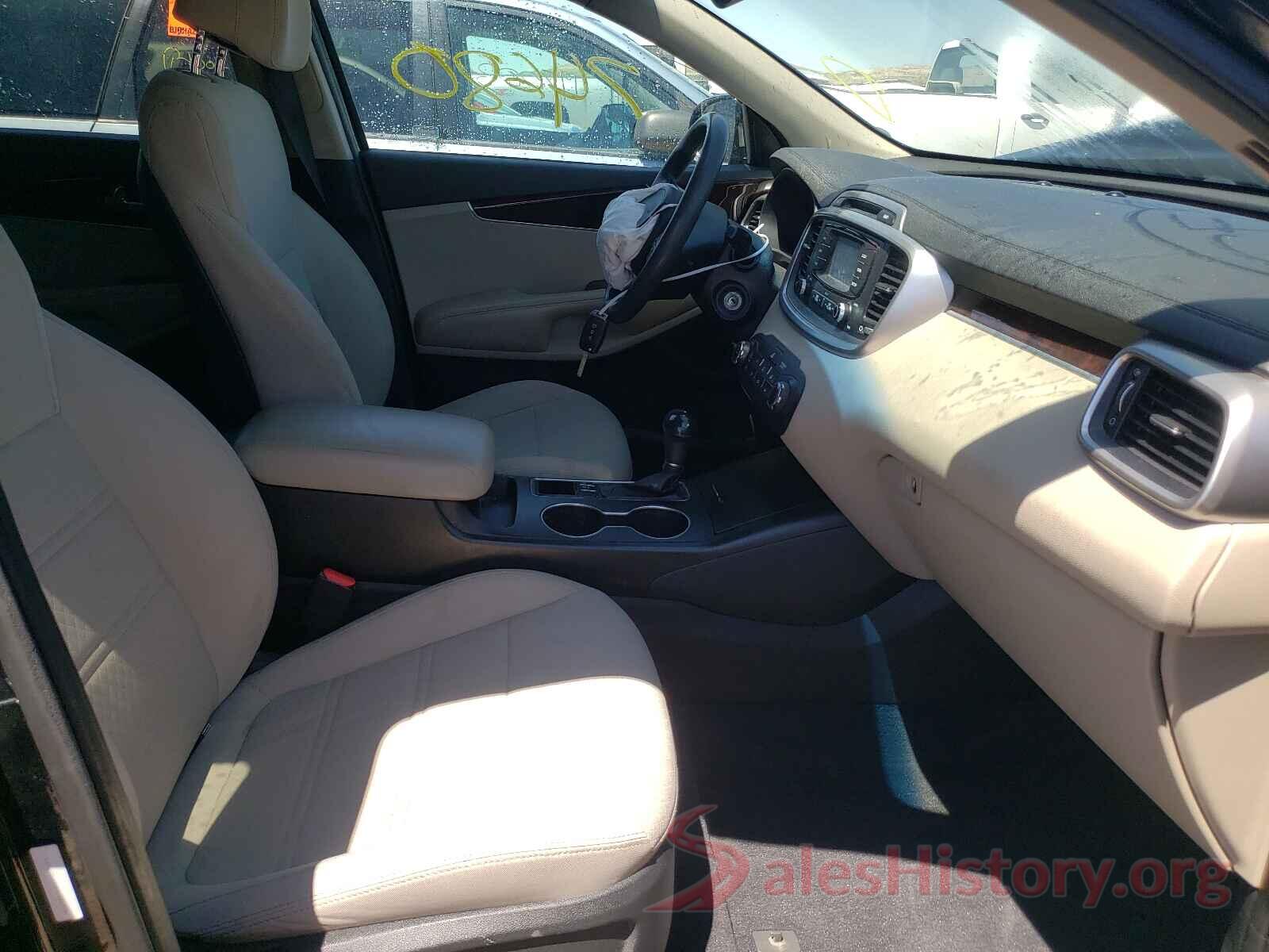 5XYPGDA58HG335976 2017 KIA SORENTO