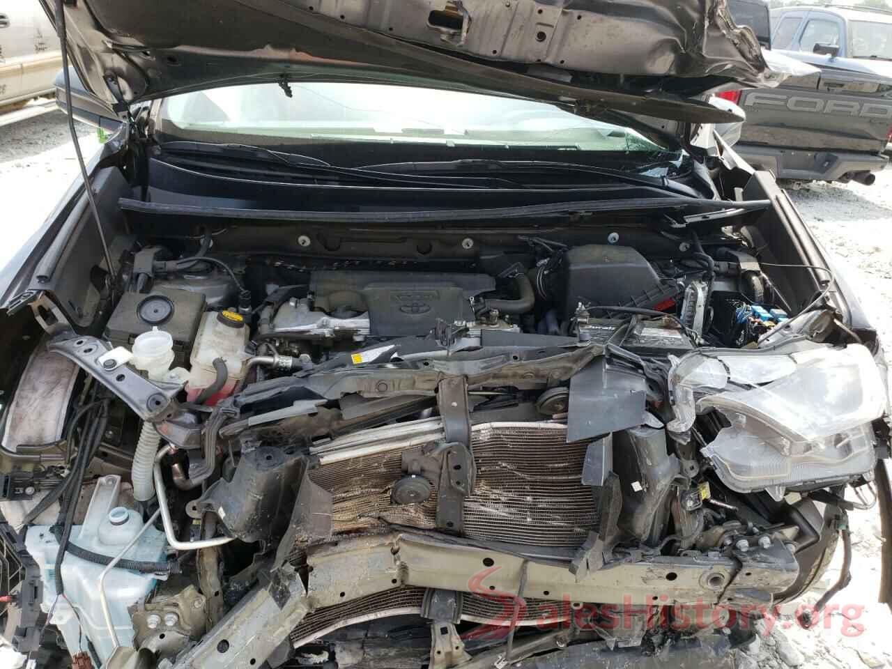 2T3BFREV5HW615568 2017 TOYOTA RAV4