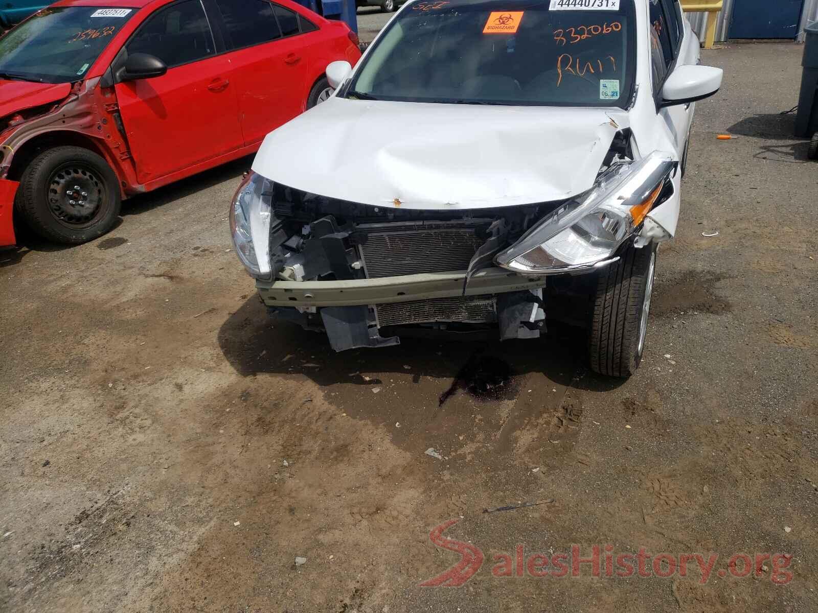 3N1CN7AP7KL832060 2019 NISSAN VERSA