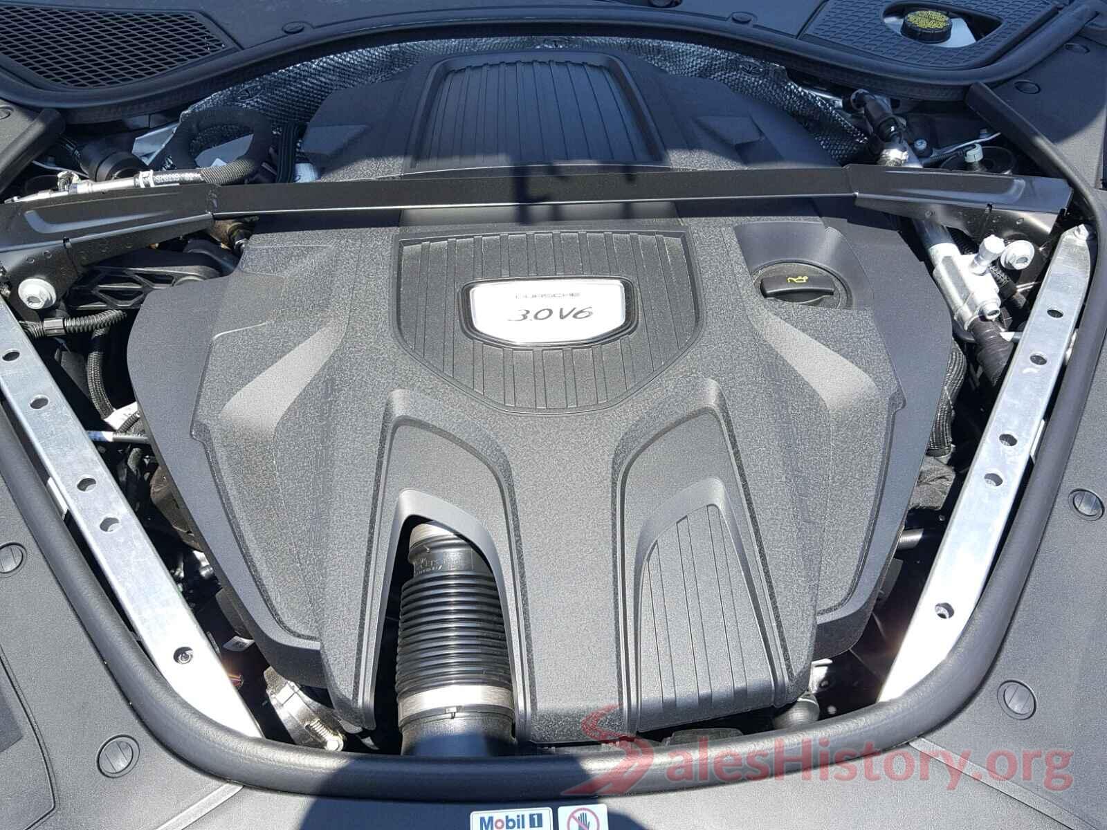 WP0AA2A7XJL112653 2018 PORSCHE PANAMERA