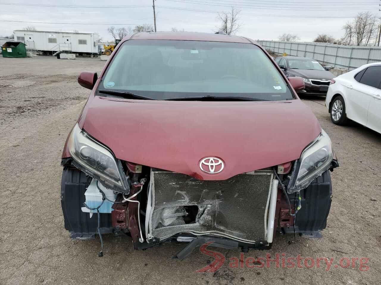 5TDXZ3DC4HS838678 2017 TOYOTA SIENNA