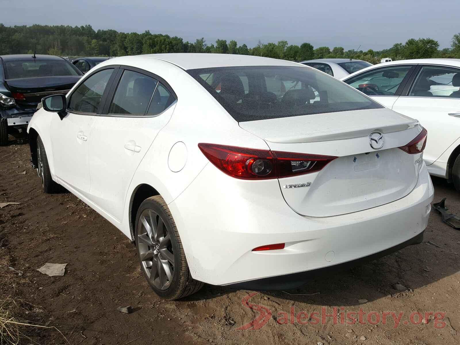 3MZBN1V32JM203261 2018 MAZDA 3