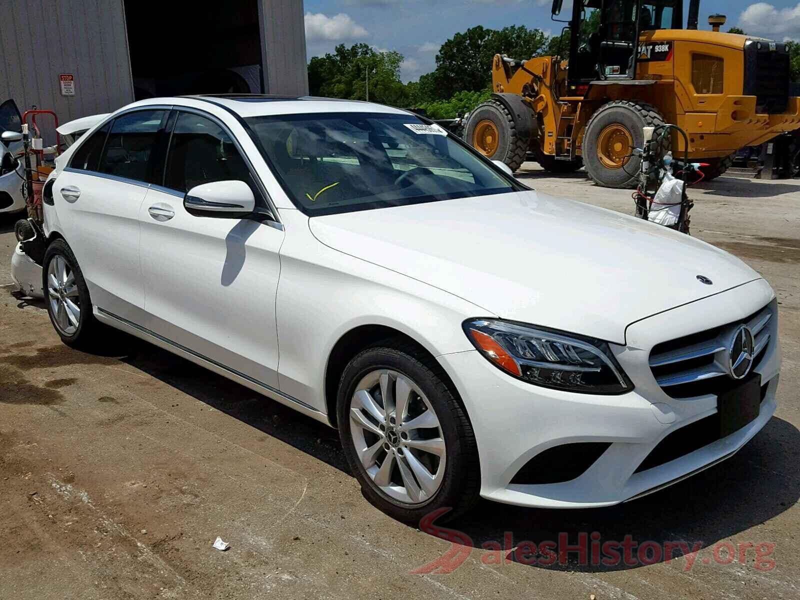 55SWF8EB3KU315900 2019 MERCEDES-BENZ C CLASS