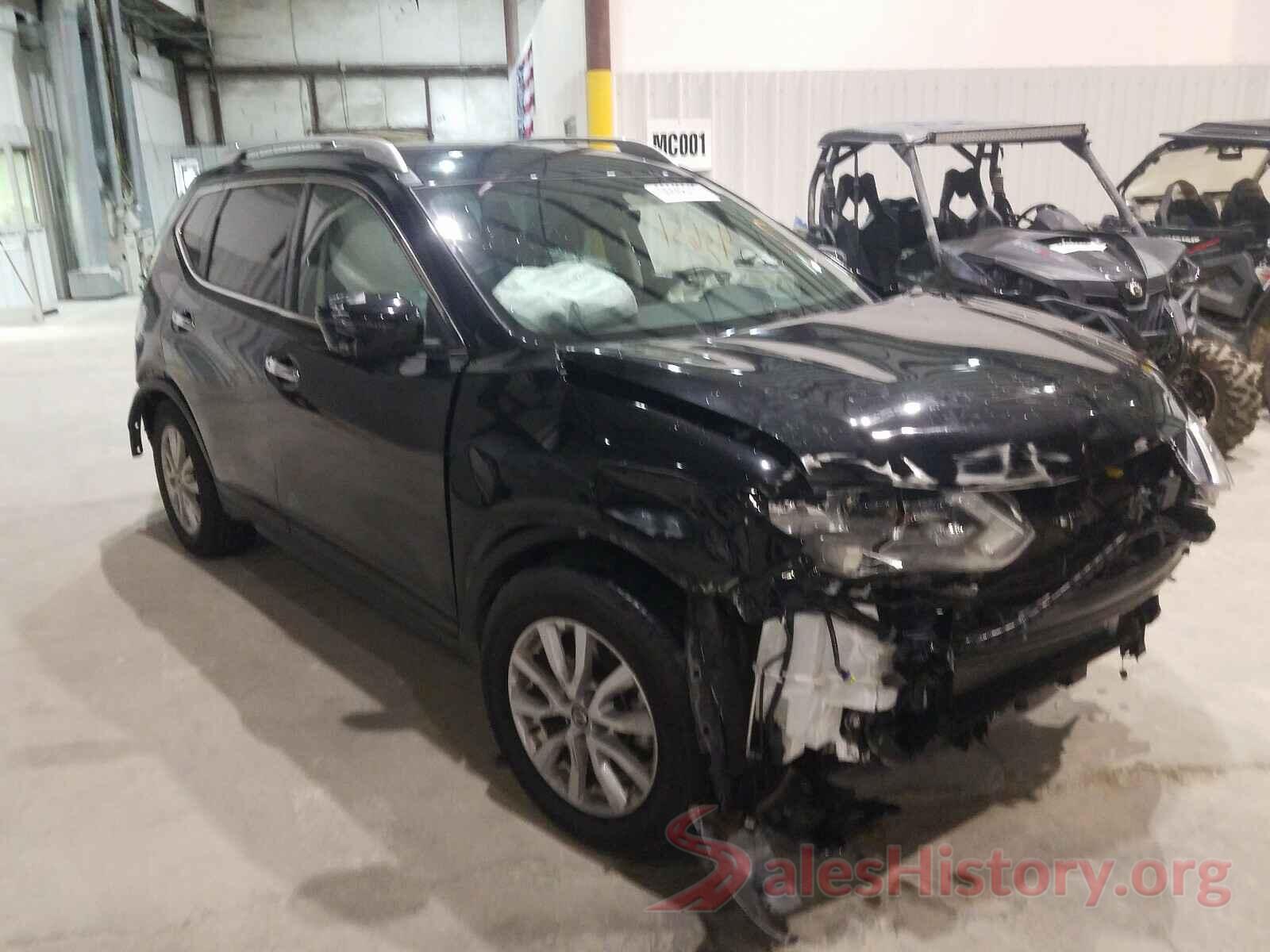 JN8AT2MT8JW487267 2018 NISSAN ROGUE