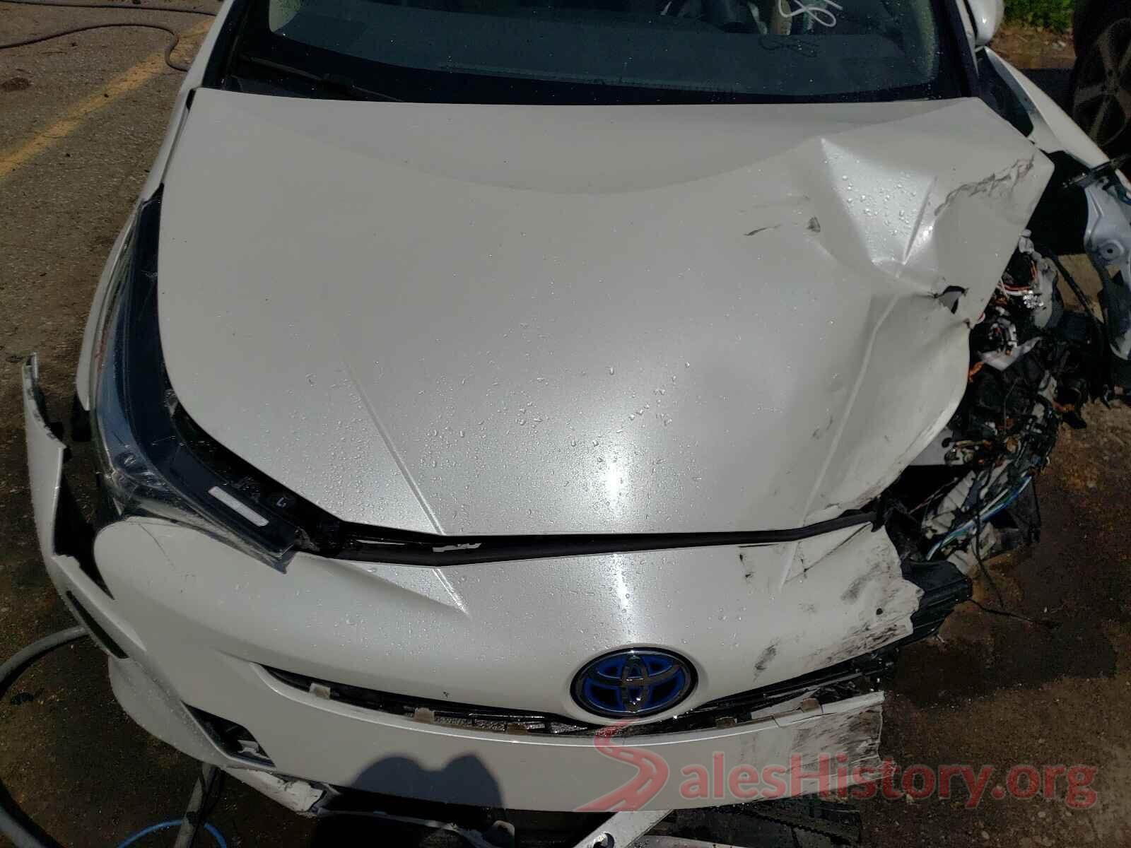 JTDKBRFU7J3081306 2018 TOYOTA PRIUS