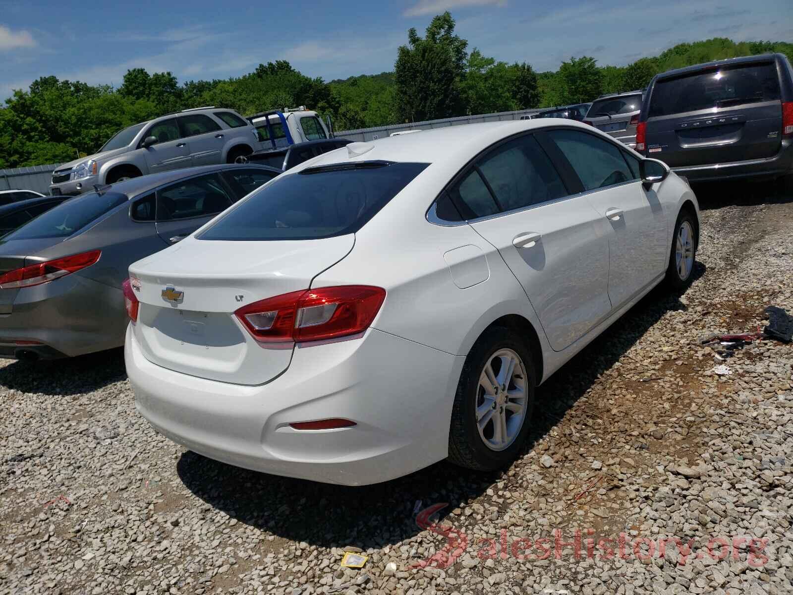 1G1BE5SM5J7189561 2018 CHEVROLET CRUZE