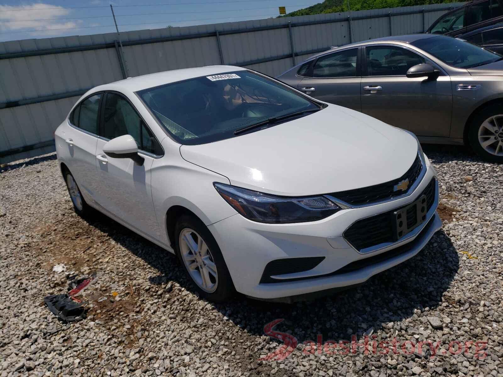 1G1BE5SM5J7189561 2018 CHEVROLET CRUZE