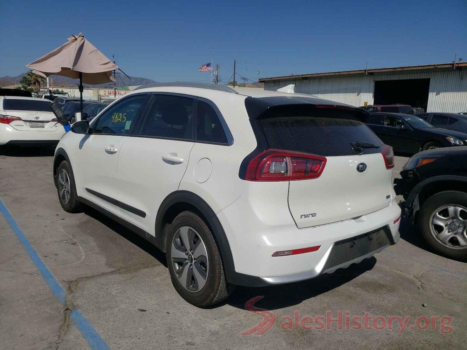 KNDCB3LC7K5317665 2019 KIA NIRO