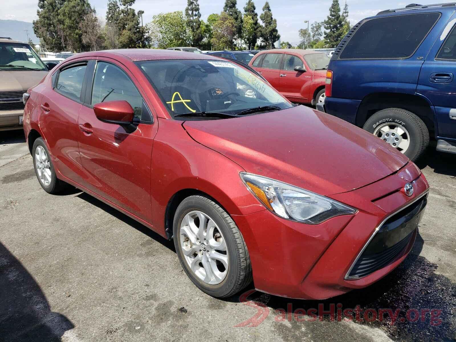 3MYDLBYV9JY319233 2018 TOYOTA YARIS