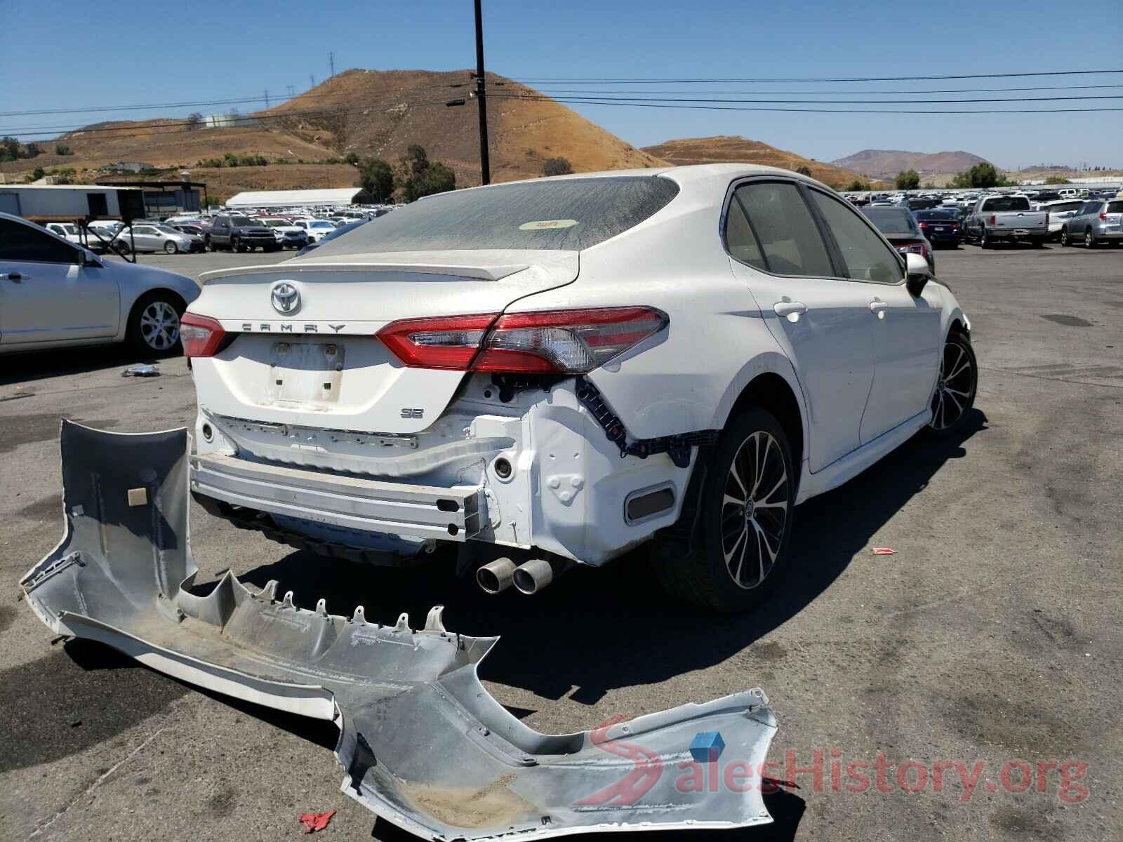 JTNB11HK2J3001759 2018 TOYOTA CAMRY