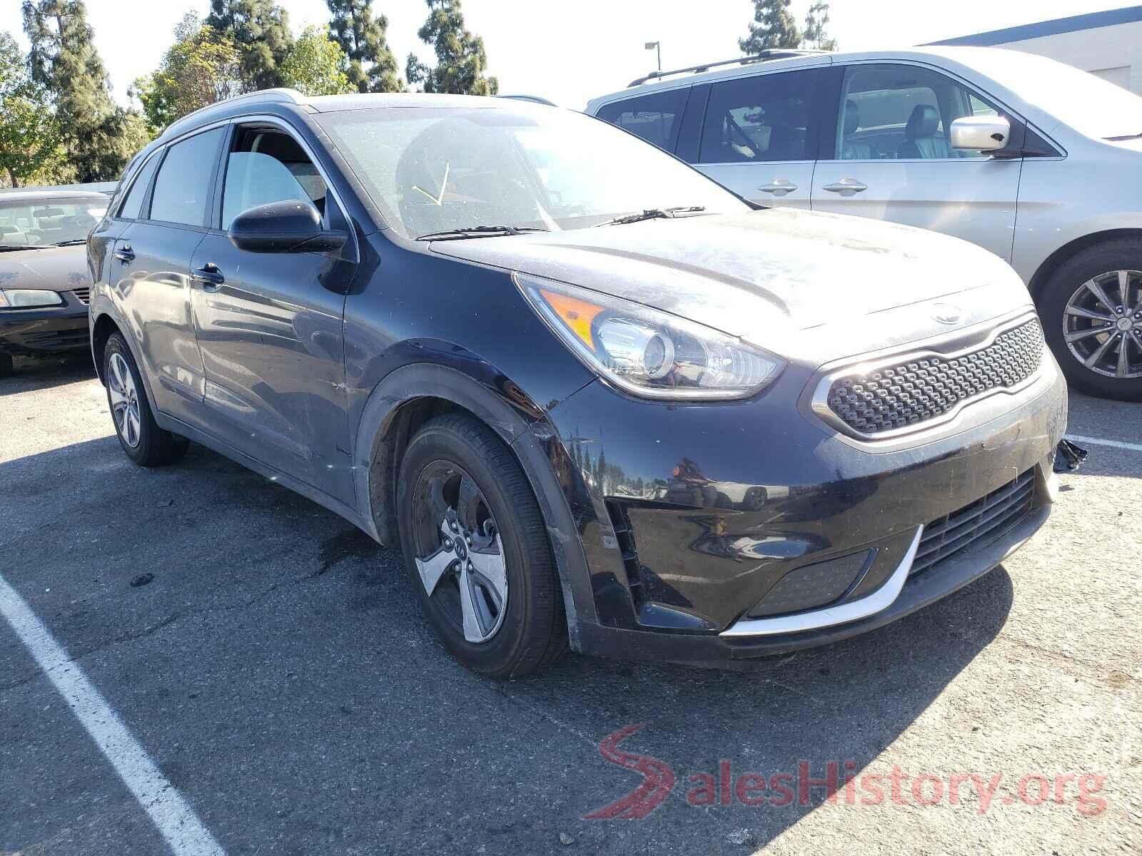 KNDCB3LC5K5306485 2019 KIA NIRO