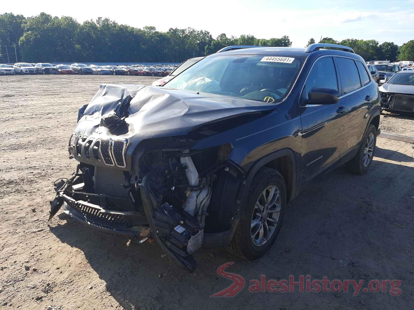 1C4PJMLB2KD182120 2019 JEEP CHEROKEE