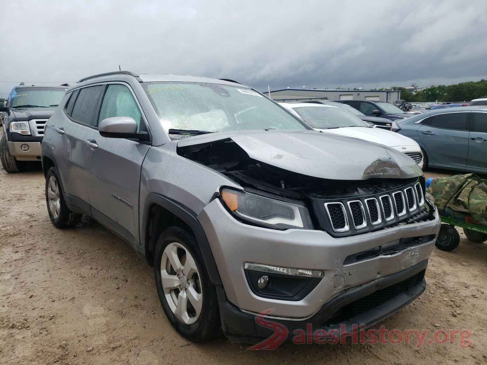 3C4NJDBB9JT333455 2018 JEEP COMPASS