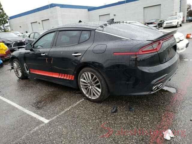 KNAE15LA4J6017609 2018 KIA STINGER