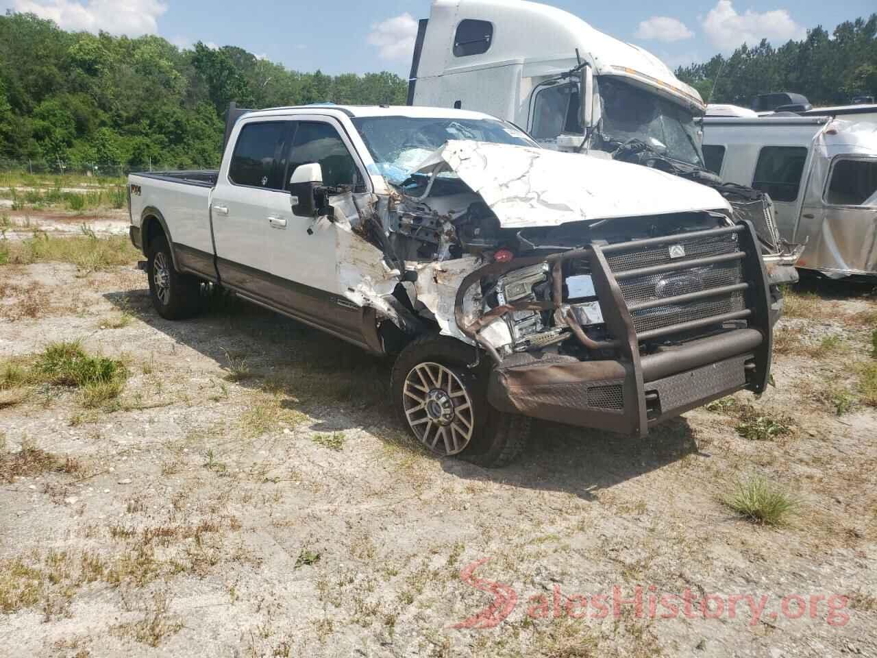 1FT8W3BTXHEF01521 2017 FORD F350