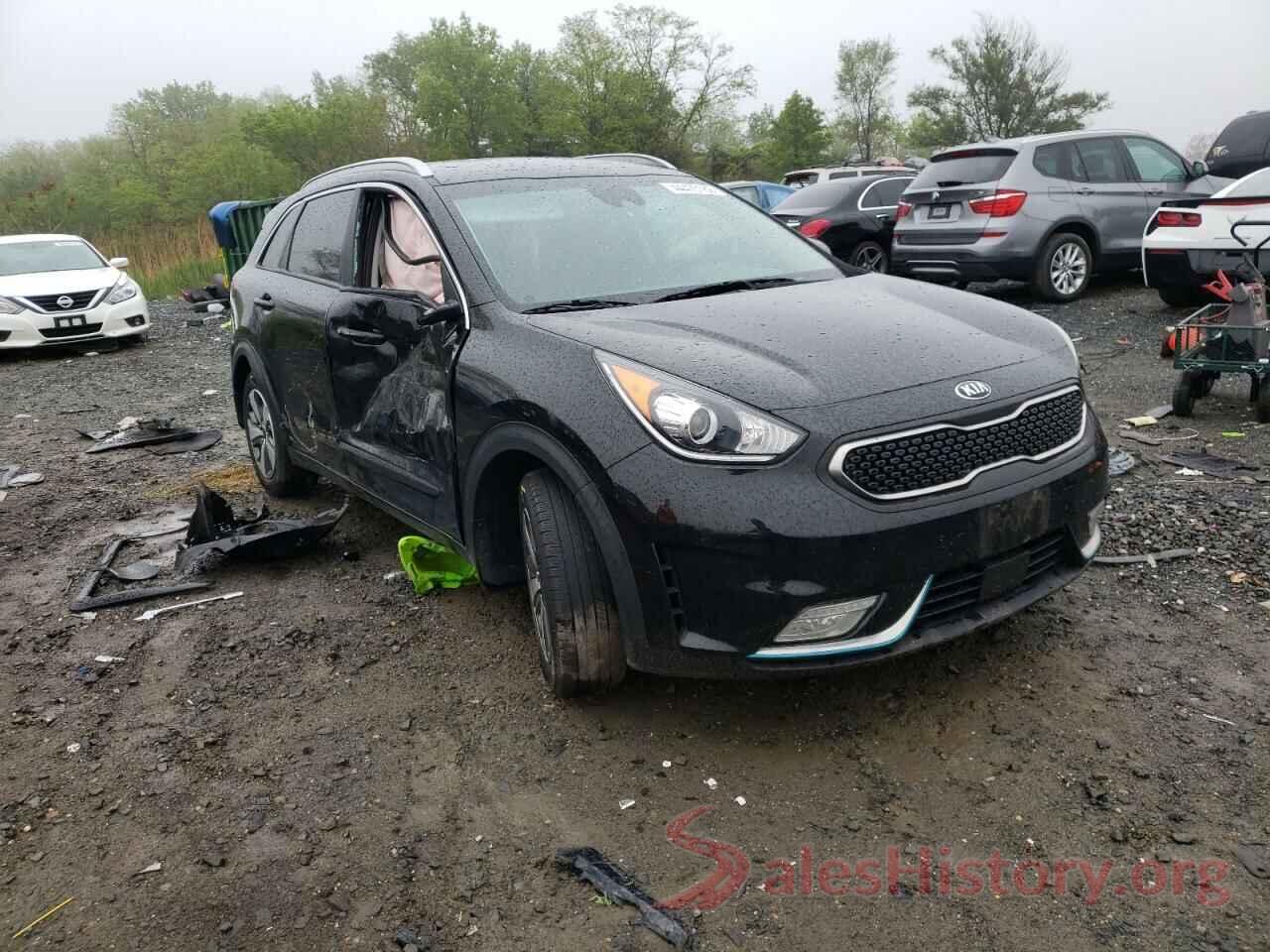 KNDCM3LD1J5140015 2018 KIA NIRO