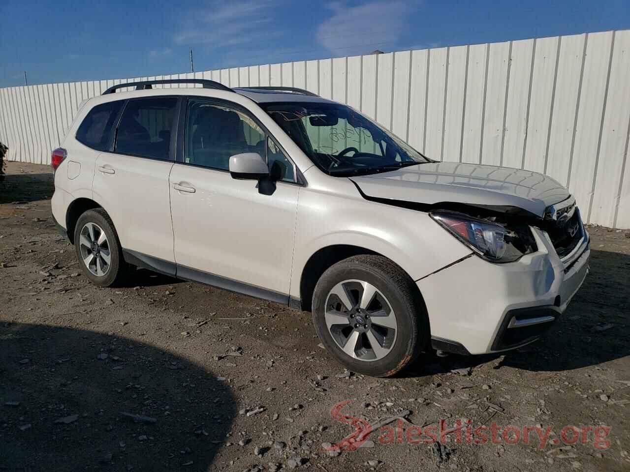 JF2SJAGC8HH532056 2017 SUBARU FORESTER