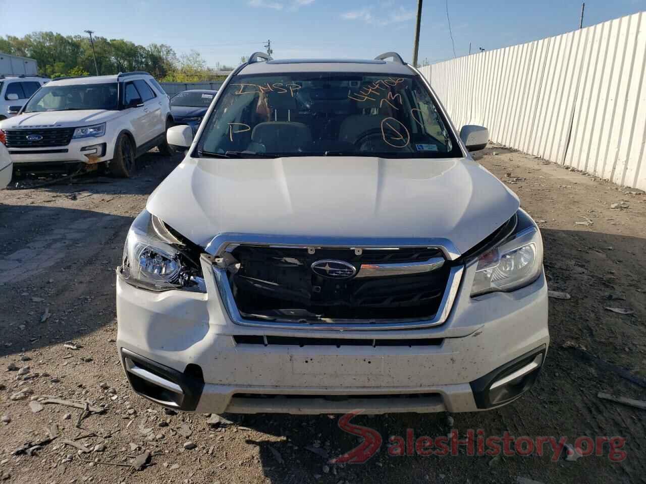 JF2SJAGC8HH532056 2017 SUBARU FORESTER