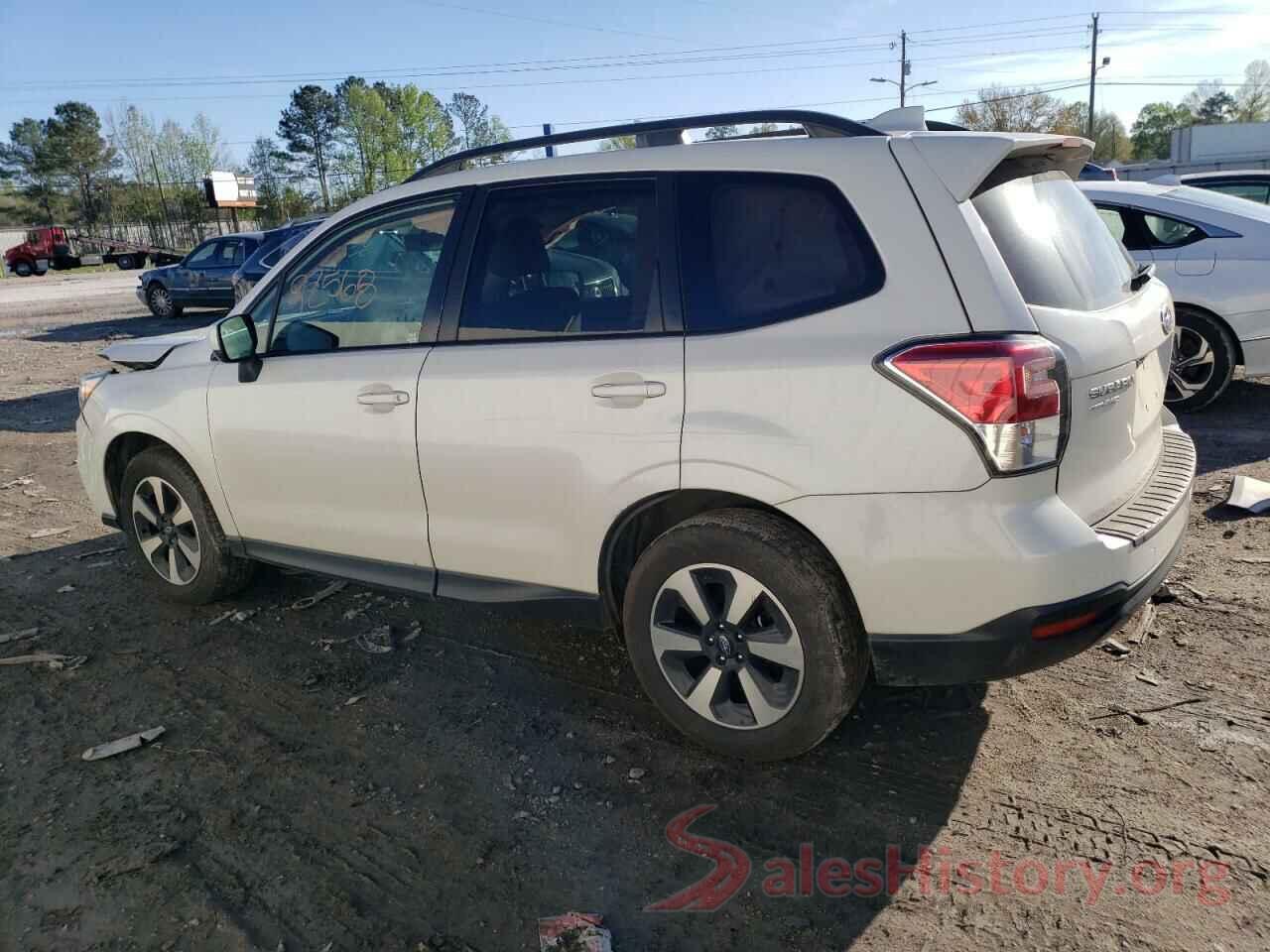 JF2SJAGC8HH532056 2017 SUBARU FORESTER