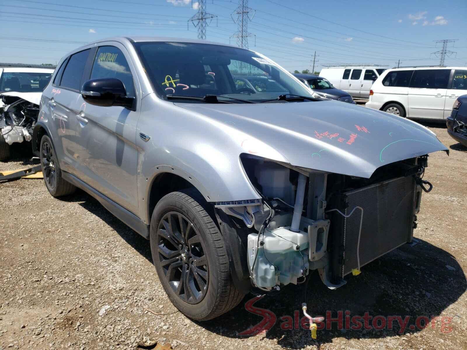 JA4AP3AU5JZ021002 2018 MITSUBISHI OUTLANDER