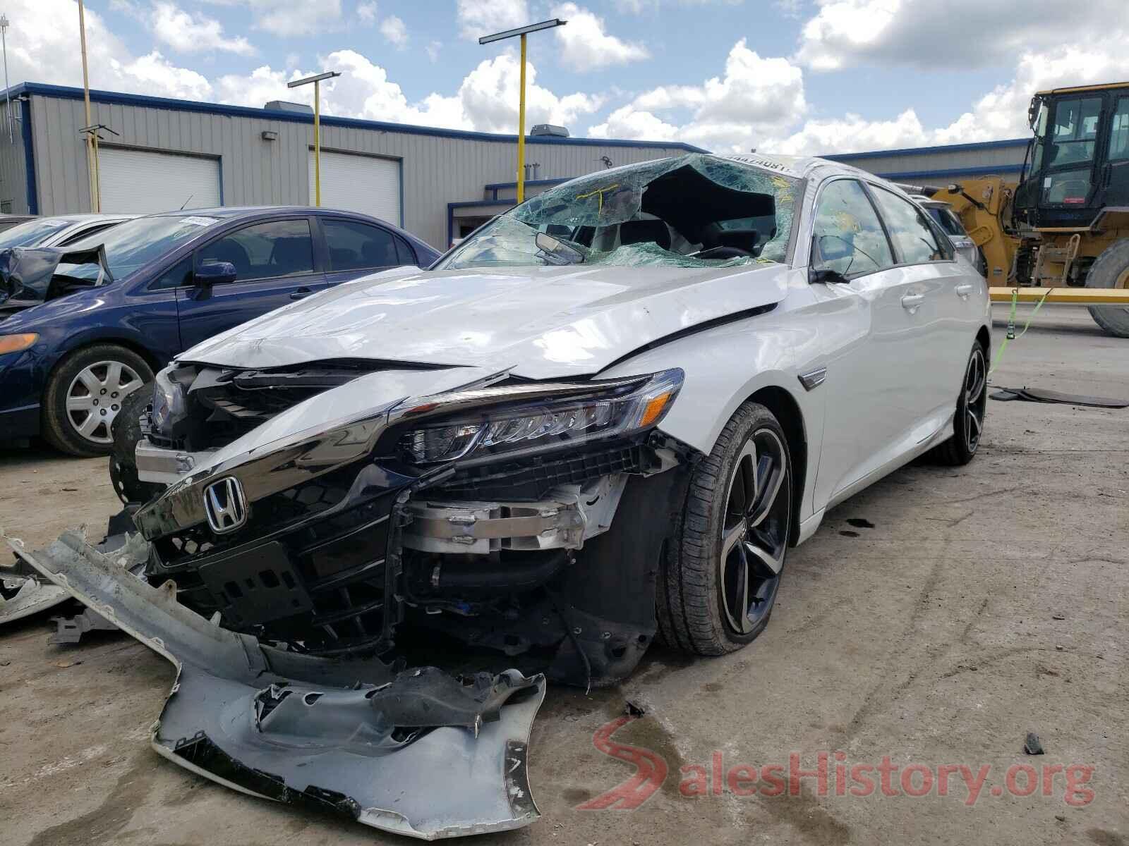 1HGCV1F33KA160975 2019 HONDA ACCORD