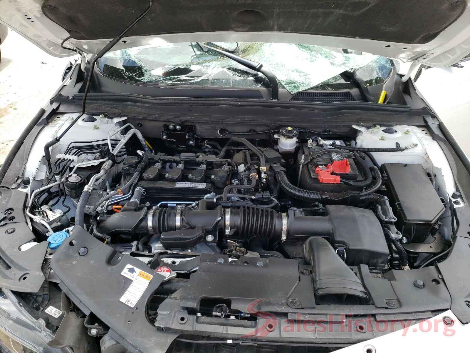 1HGCV1F33KA160975 2019 HONDA ACCORD