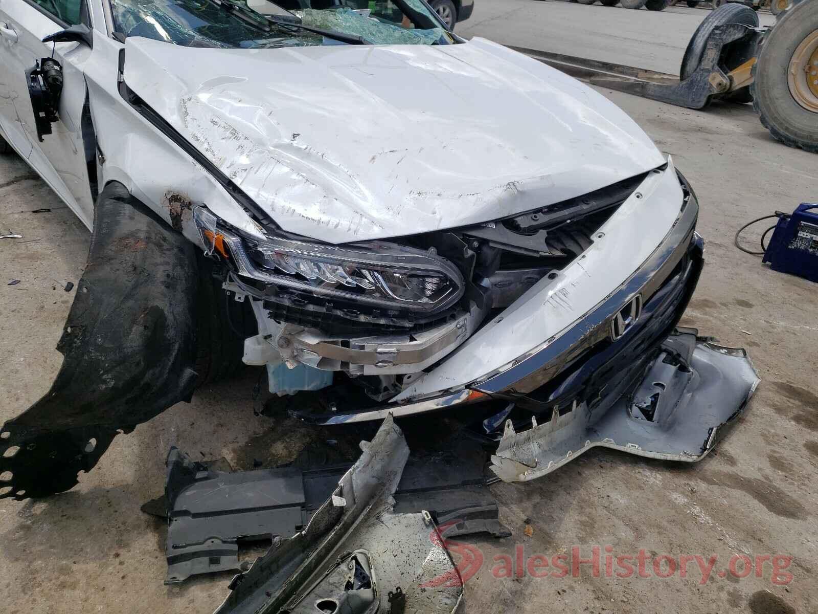 1HGCV1F33KA160975 2019 HONDA ACCORD