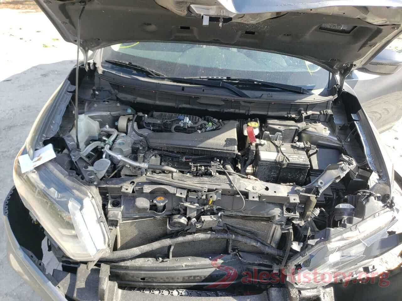 KNMAT2MT7JP597345 2018 NISSAN ROGUE