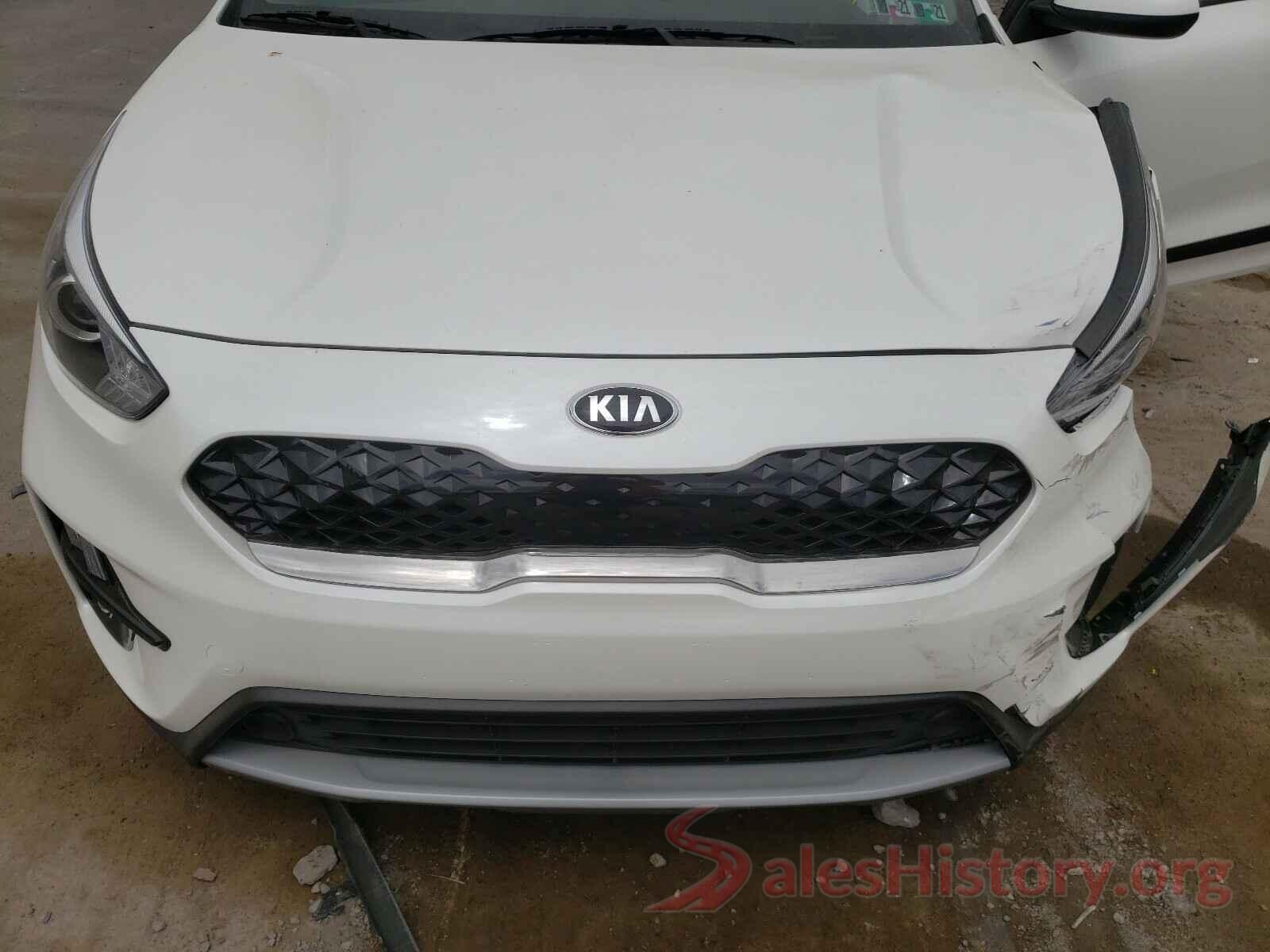 KNDCB3LC2L5427153 2020 KIA NIRO