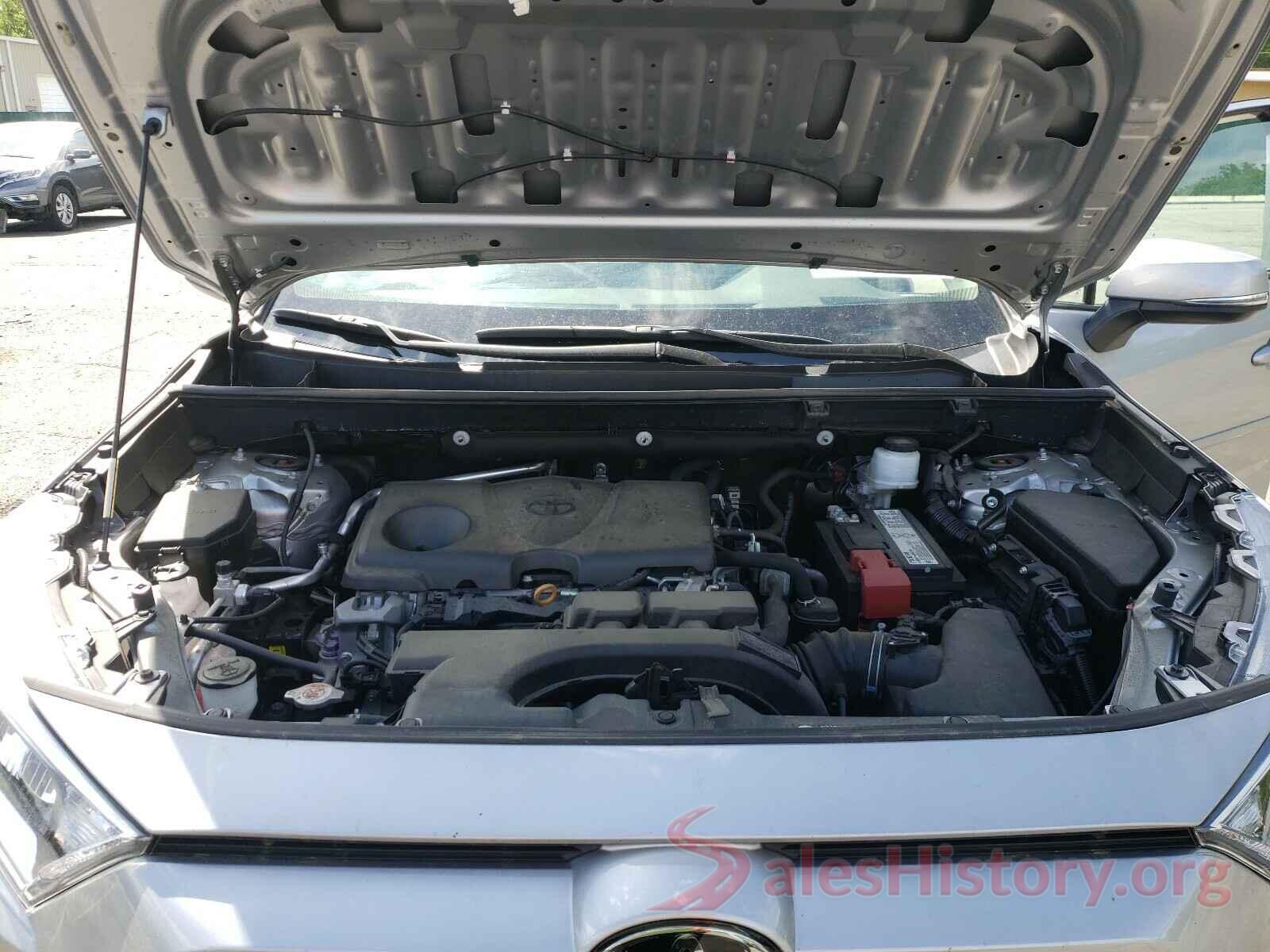 2T3P1RFV8KW058973 2019 TOYOTA RAV4