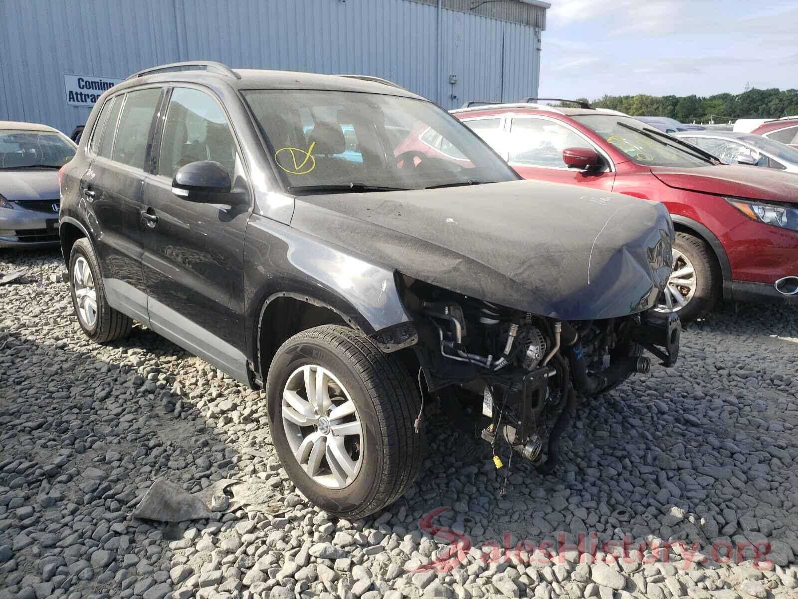 WVGBV7AX3HK012685 2017 VOLKSWAGEN TIGUAN