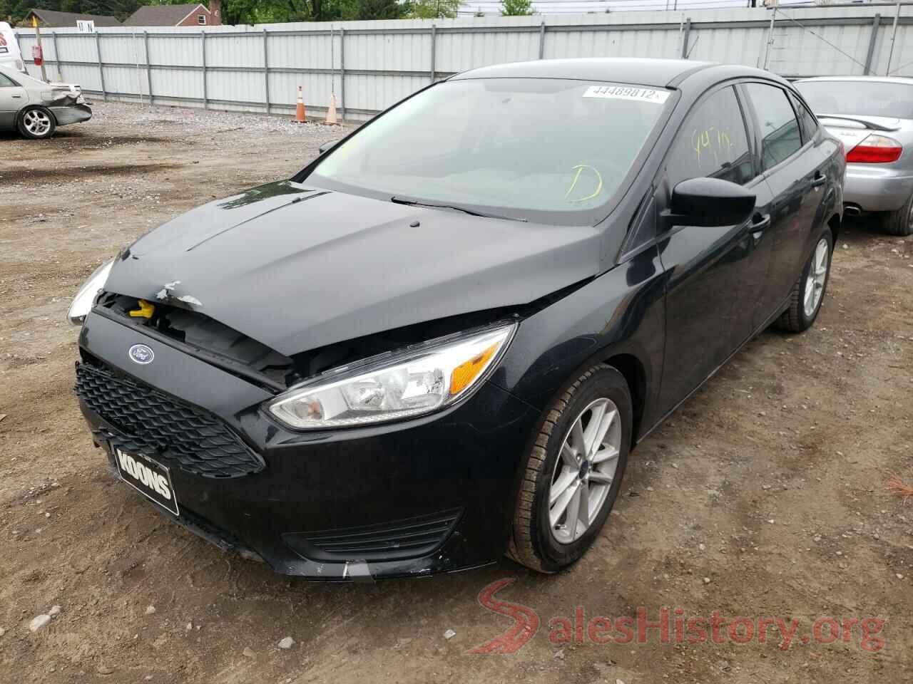 1FADP3F24JL272581 2018 FORD FOCUS