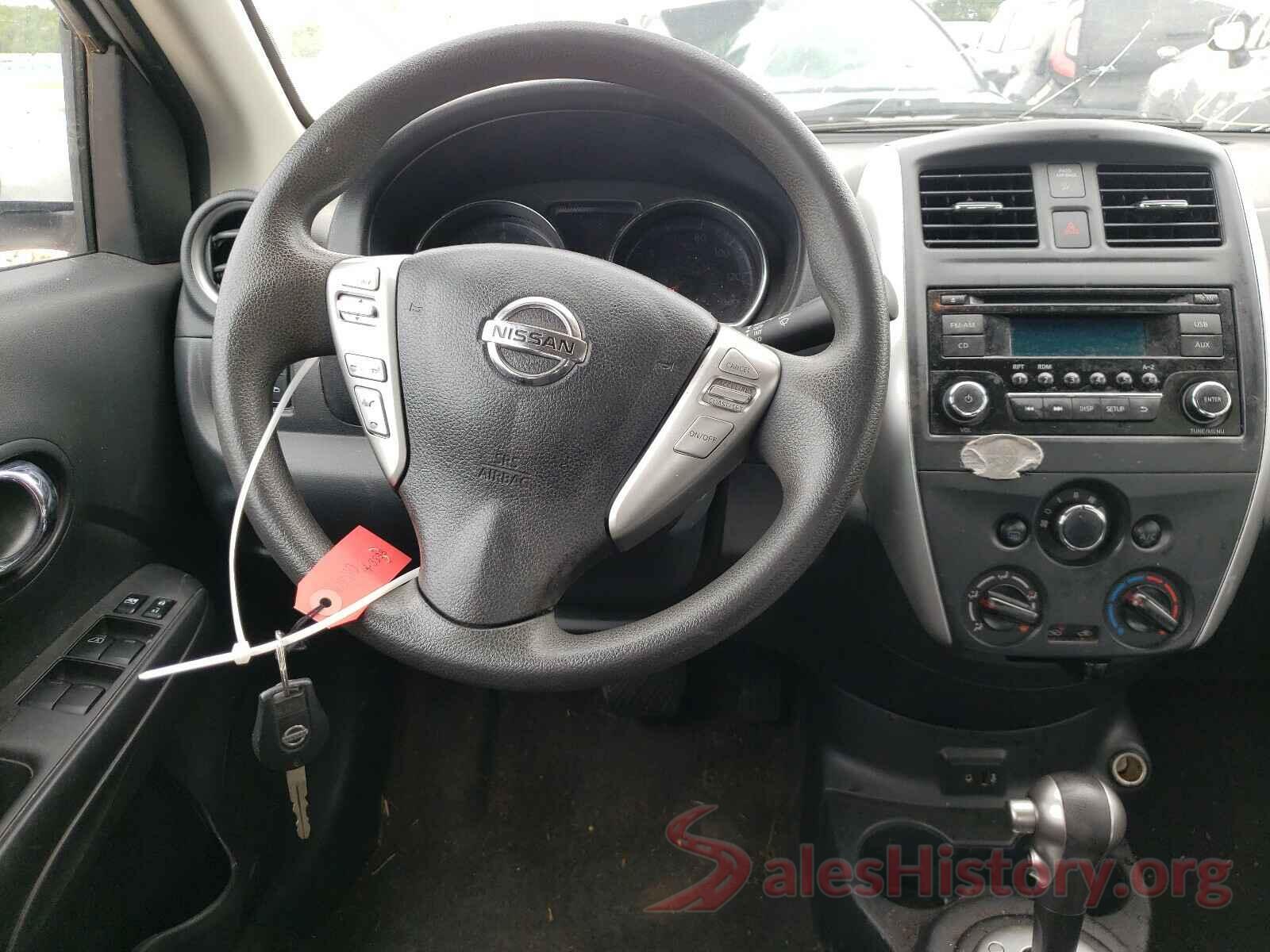 3N1CN7AP3HK413833 2017 NISSAN VERSA