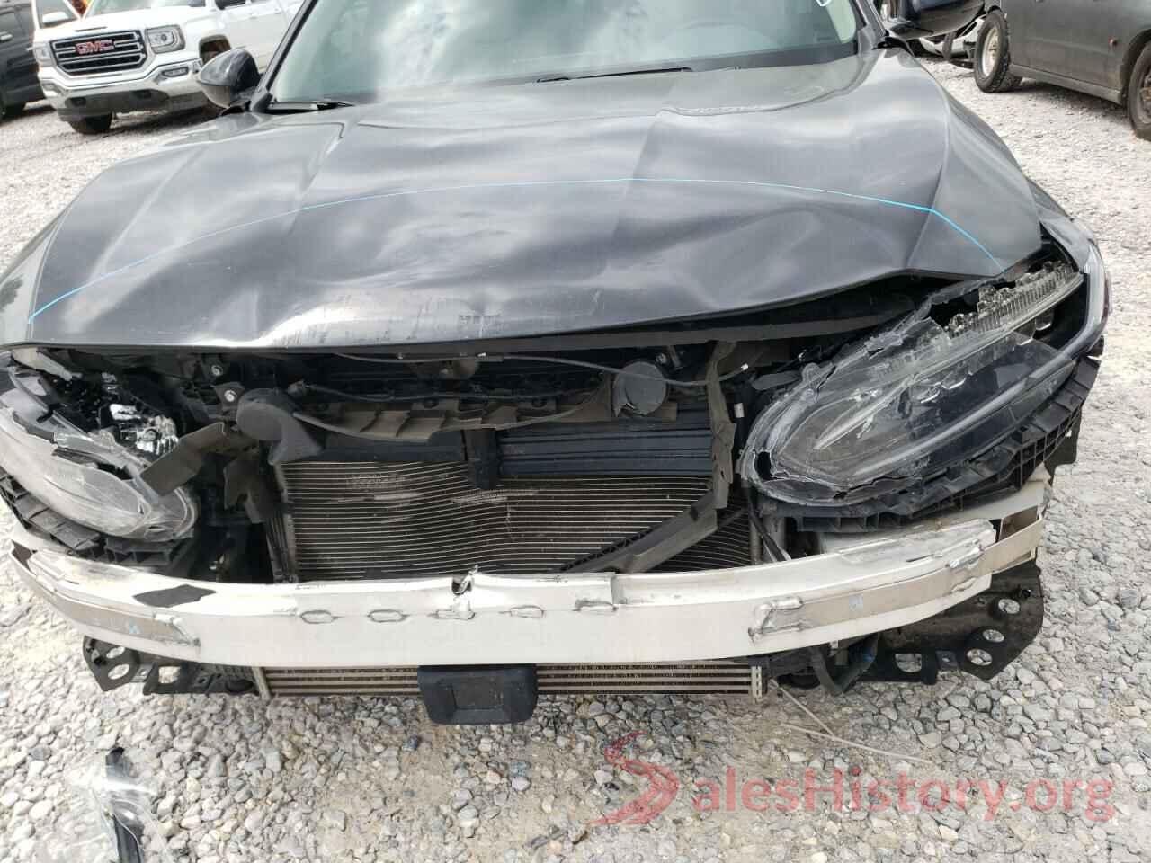 1HGCV1F53JA248229 2018 HONDA ACCORD