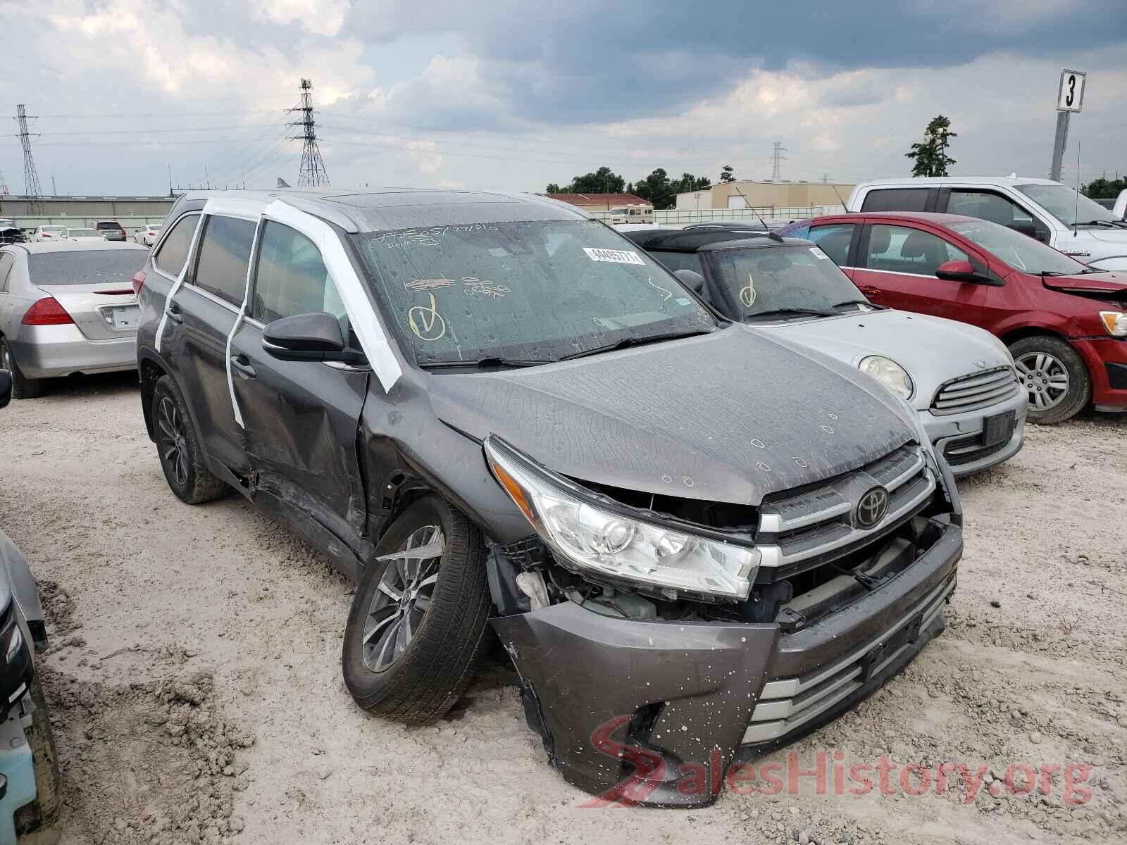 5TDJZRFH8HS477781 2017 TOYOTA HIGHLANDER