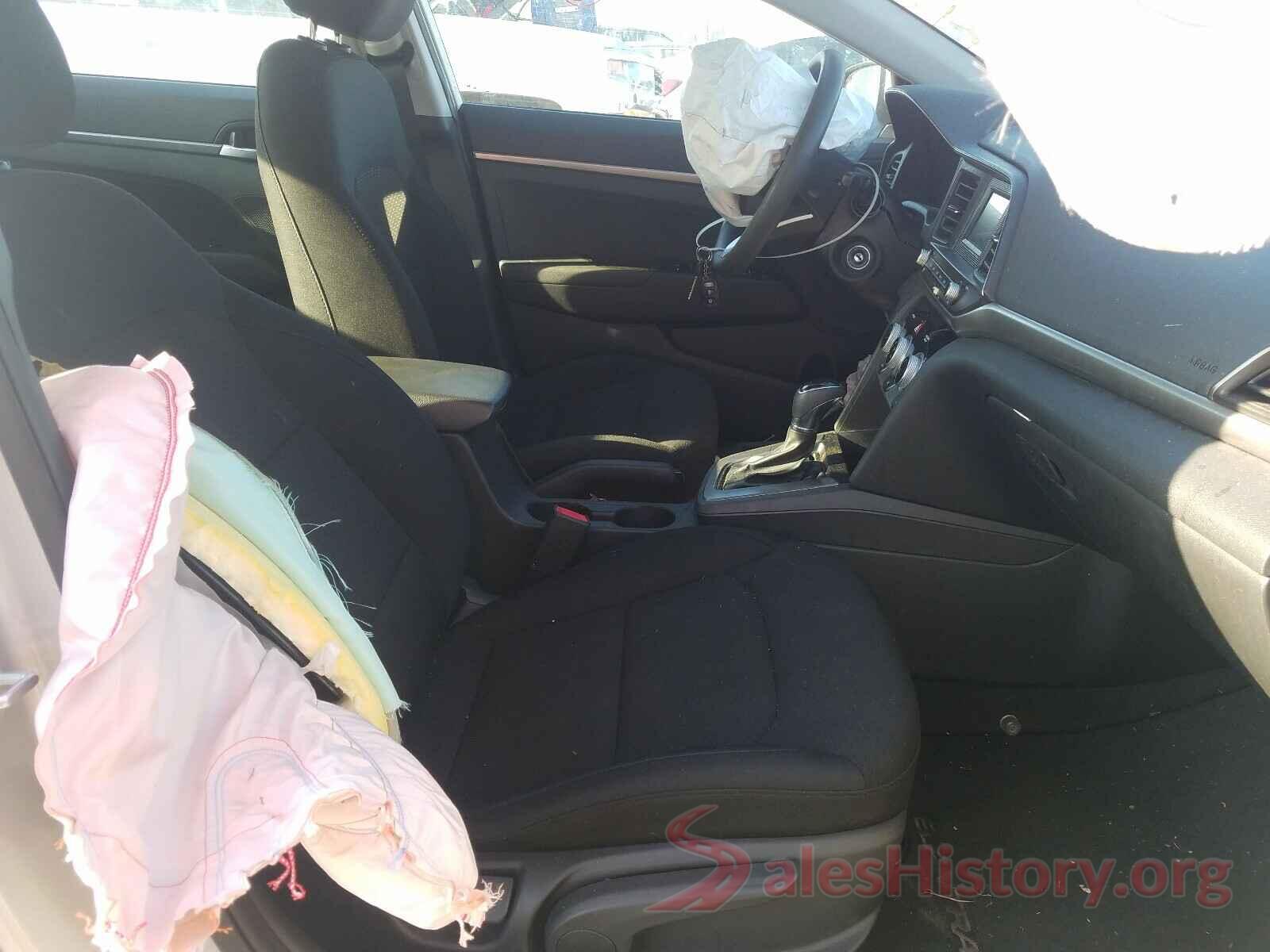 5NPD74LF8KH463594 2019 HYUNDAI ELANTRA