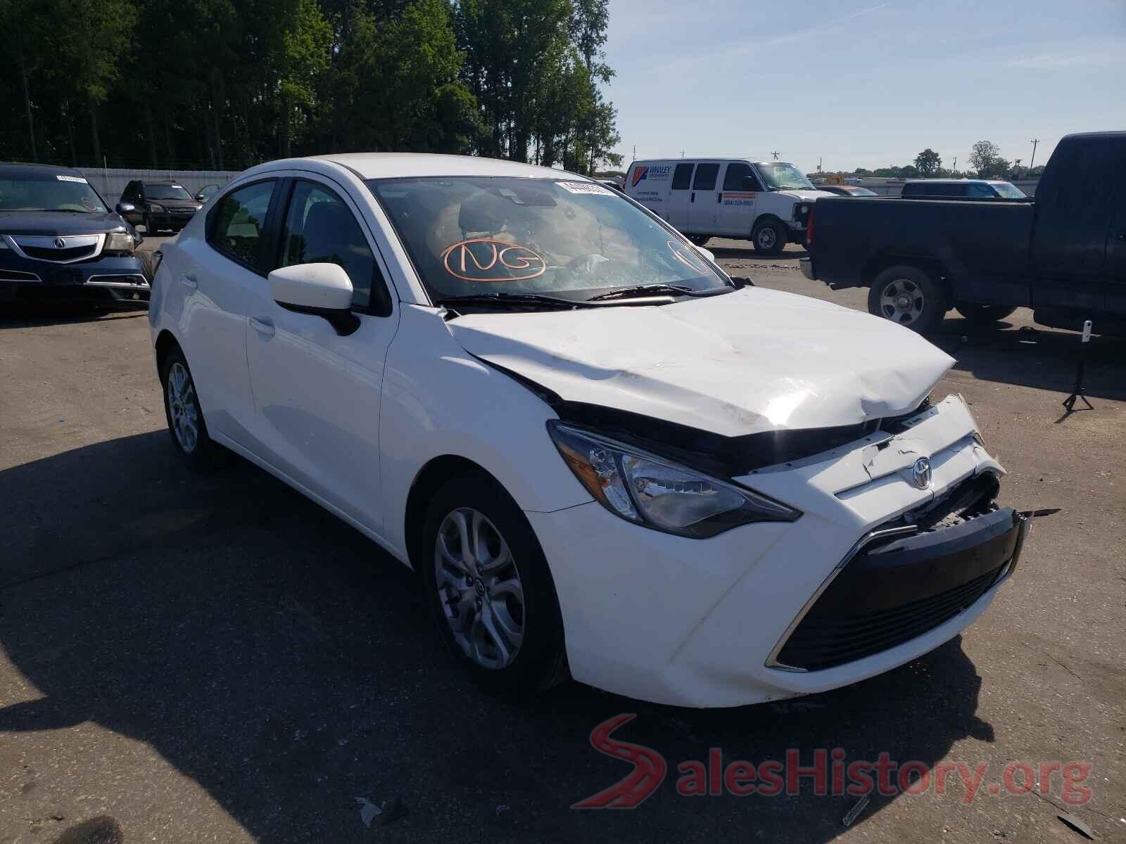 3MYDLBYV0HY181575 2017 TOYOTA YARIS