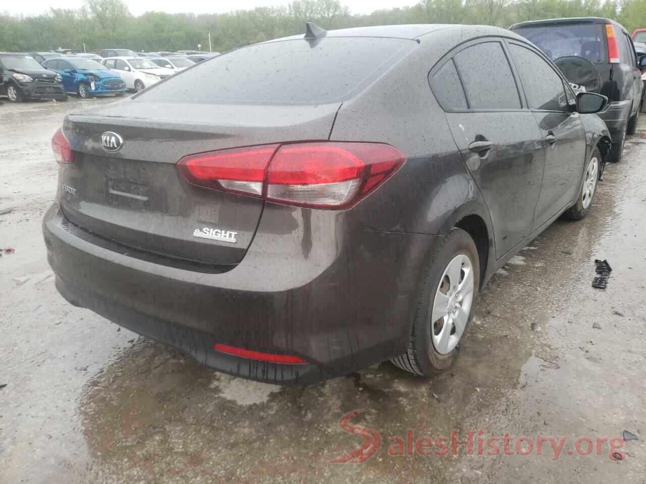 3KPFK4A72JE215850 2018 KIA FORTE