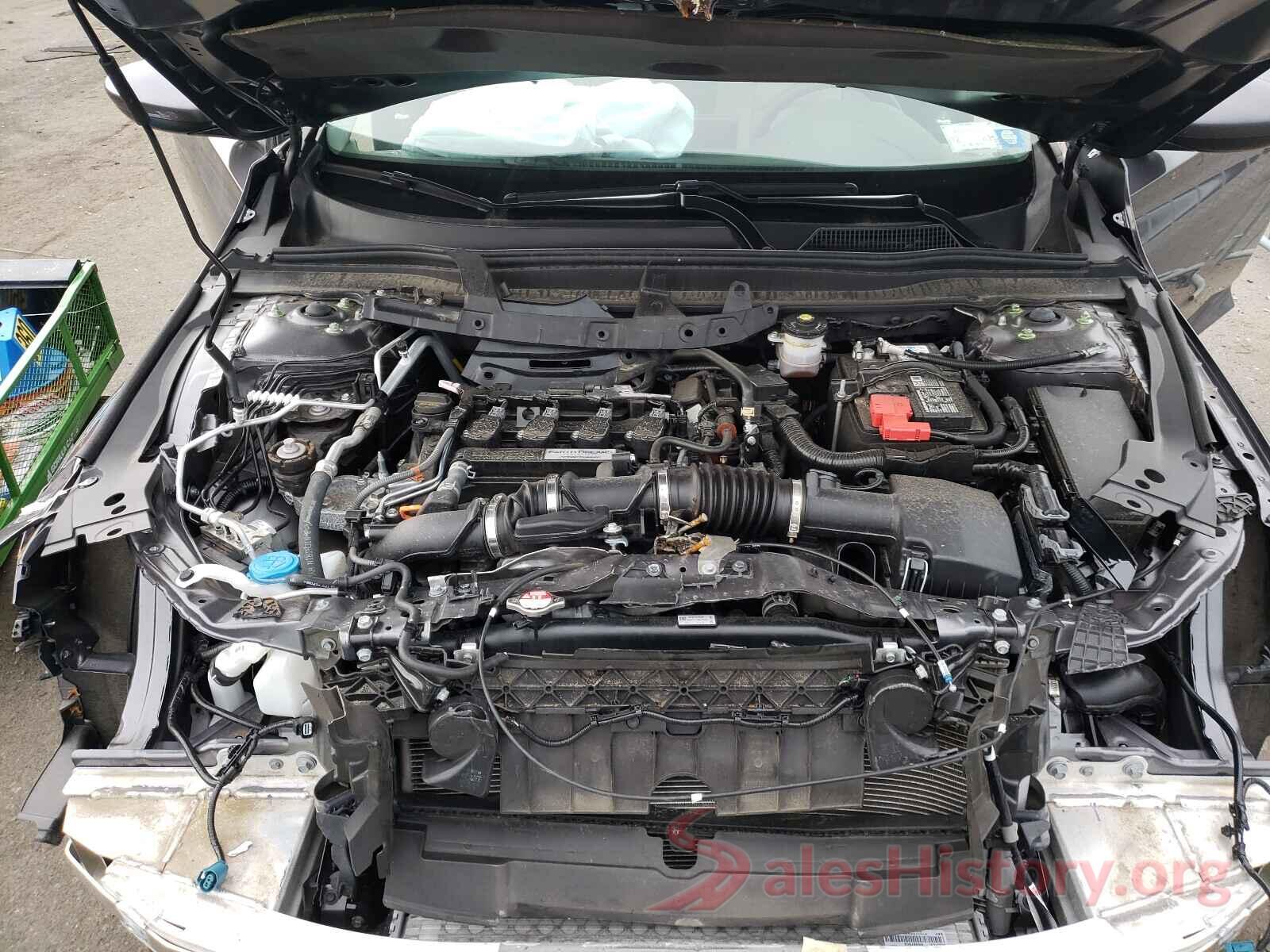 1HGCV1F18KA077010 2019 HONDA ACCORD