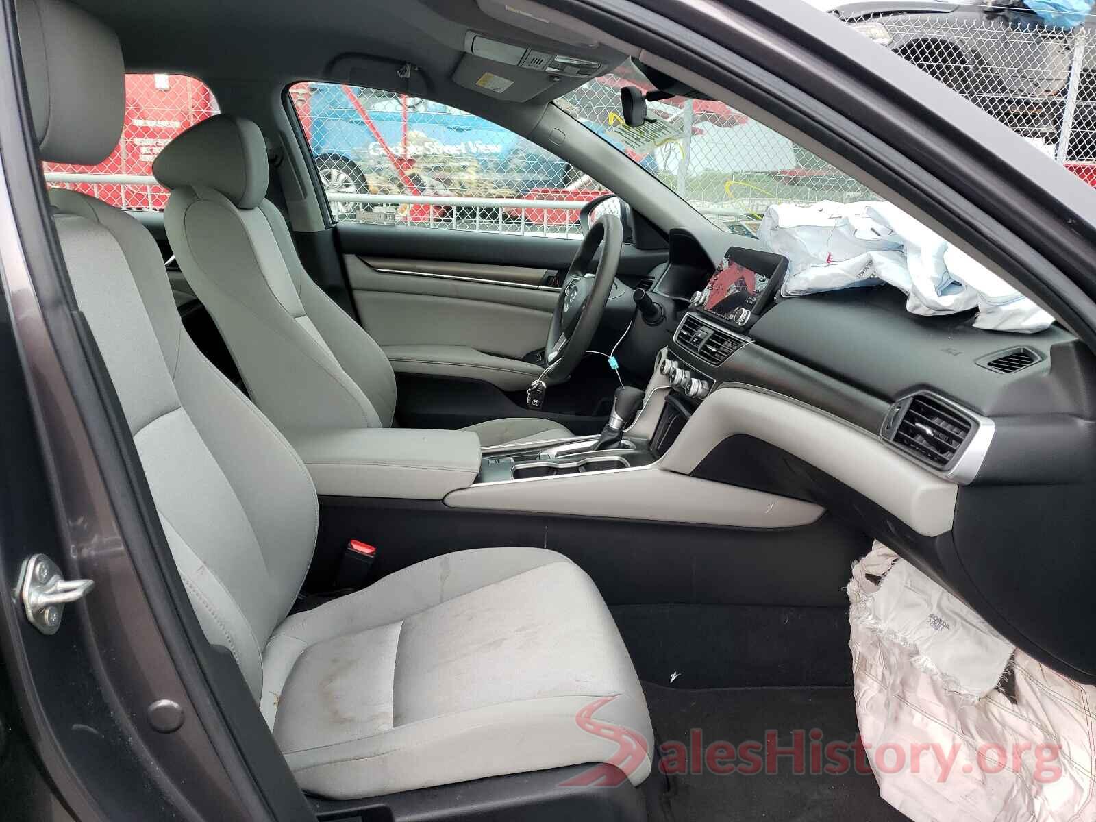 1HGCV1F18KA077010 2019 HONDA ACCORD