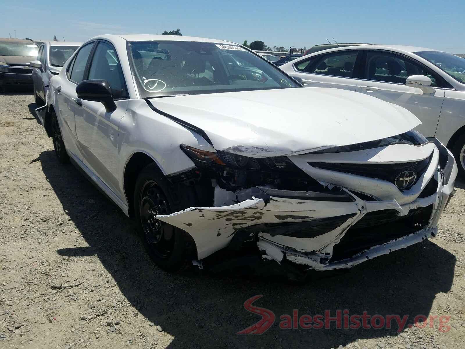 4T1G11AK9MU447437 2021 TOYOTA CAMRY