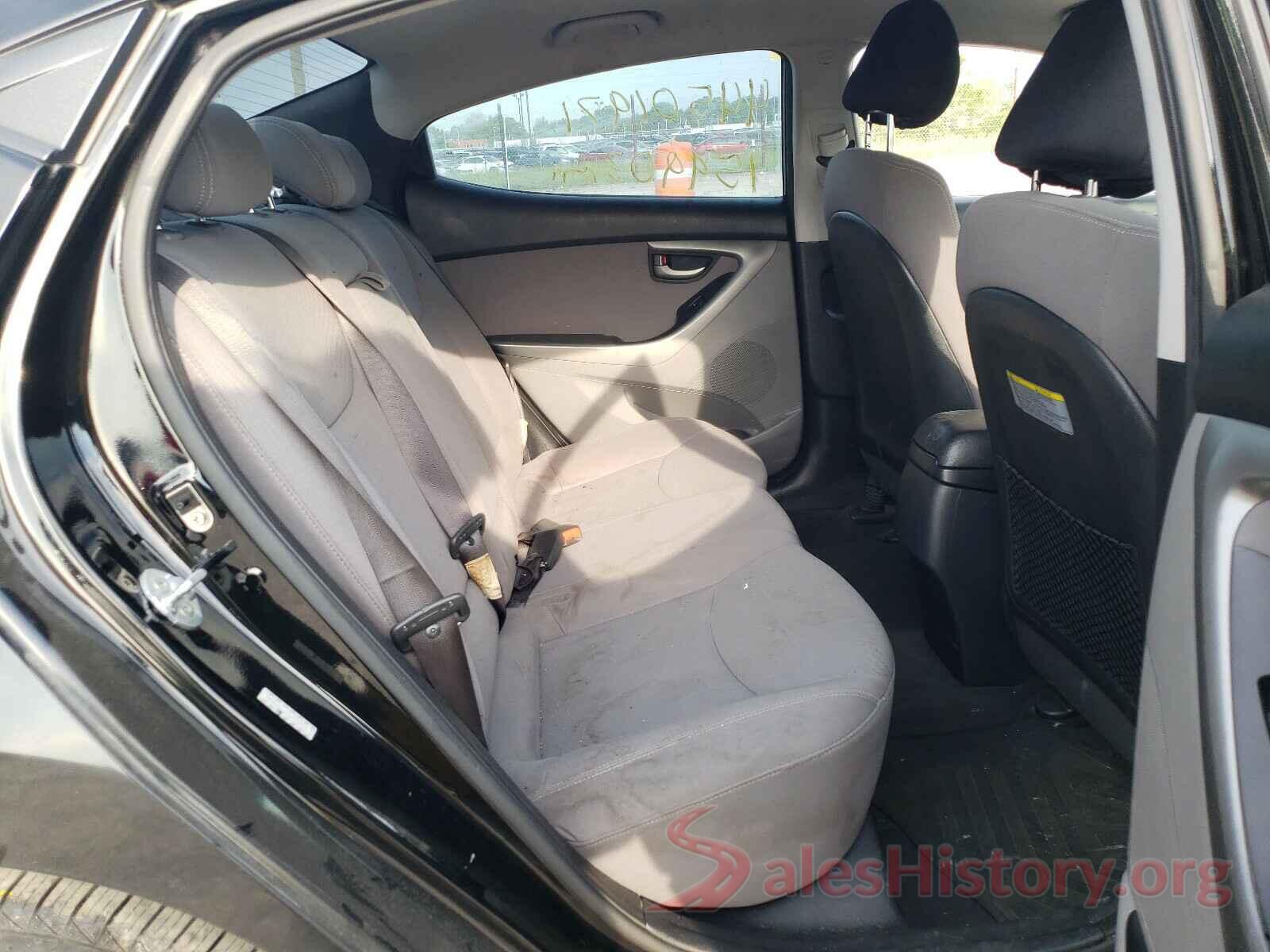 KMHDH4AE5GU588522 2016 HYUNDAI ELANTRA